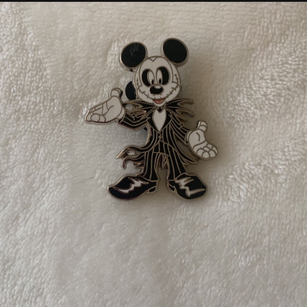 Disney Pin
